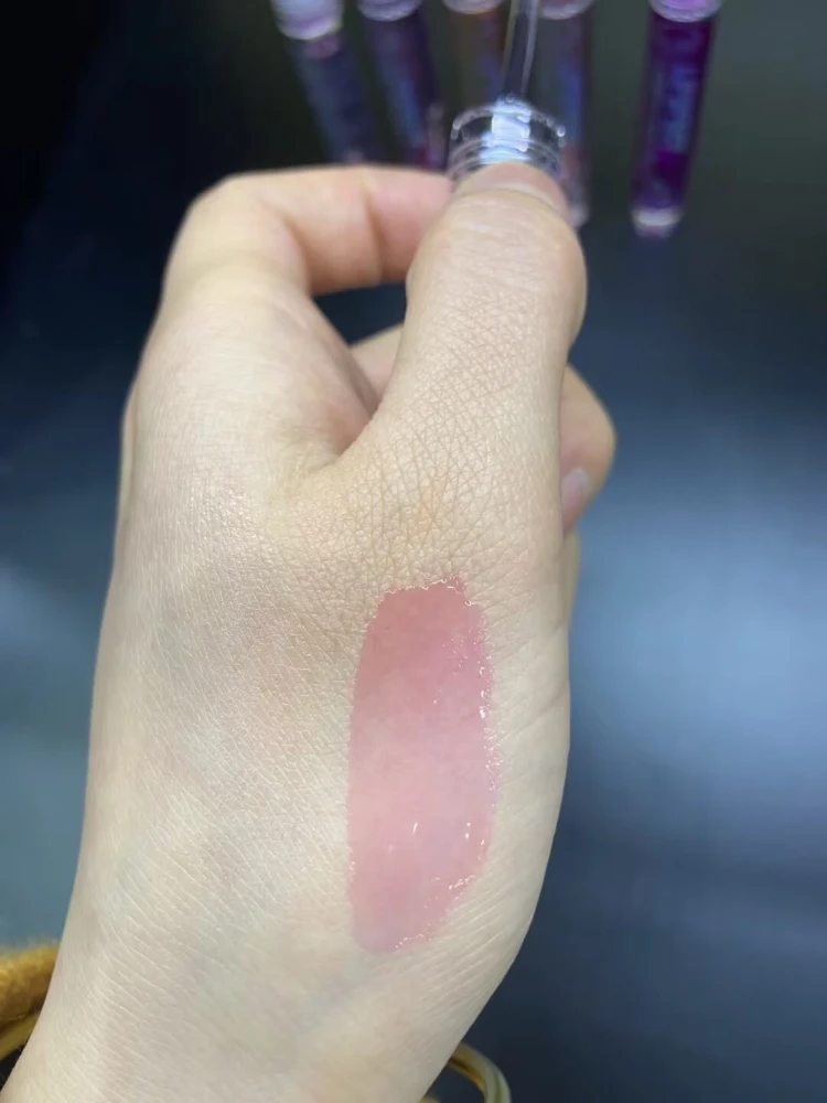Magic Glow Color-Changing Lip Oil